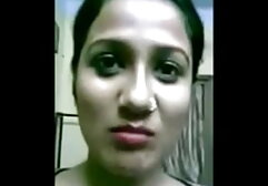 कोर्टनी हो जाता है, हिंदी सेक्स हॉट मूवी चूसने के बाद वसा काला मुर्गा